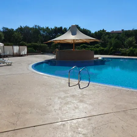 One-Bedroom Apartment * סבטי ולאס